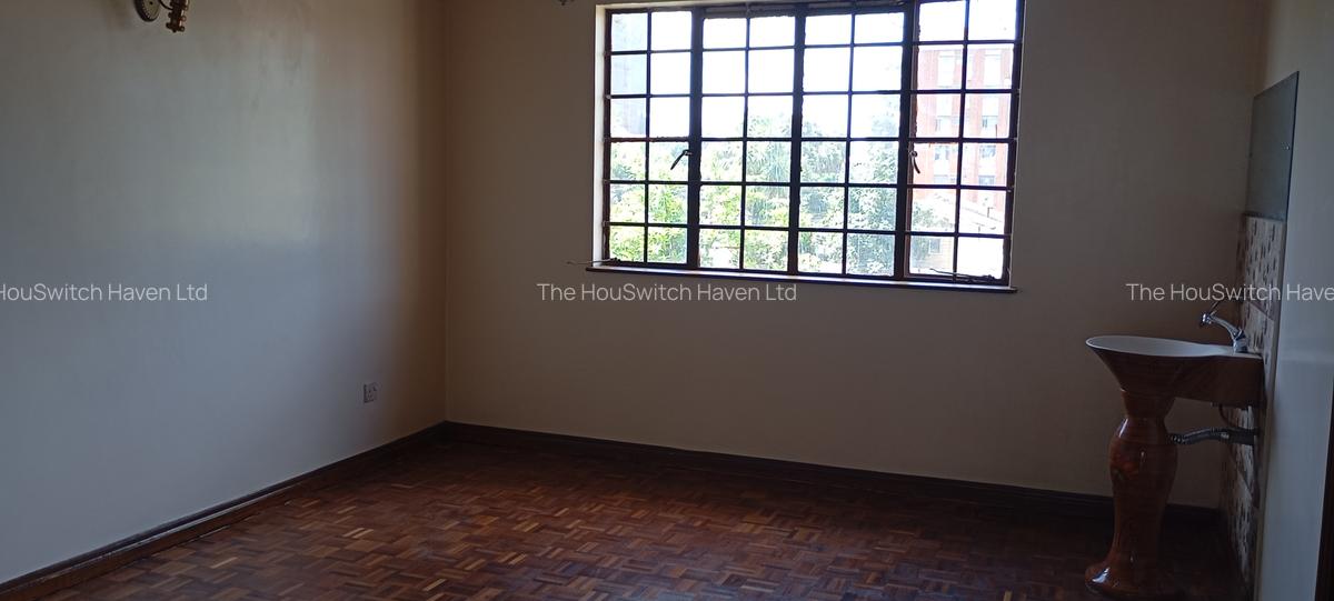 4 Bed Apartment with Backup Generator at Rhapta Rd - 9