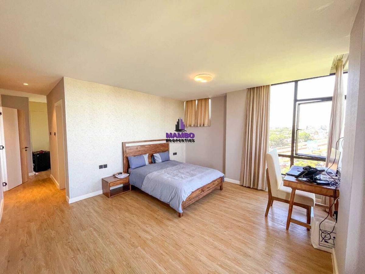 Serviced 2 Bed Apartment with En Suite at Brookside Drive - 15