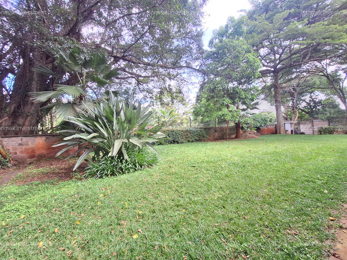 4 Bed House with En Suite at Hill View Close - 5