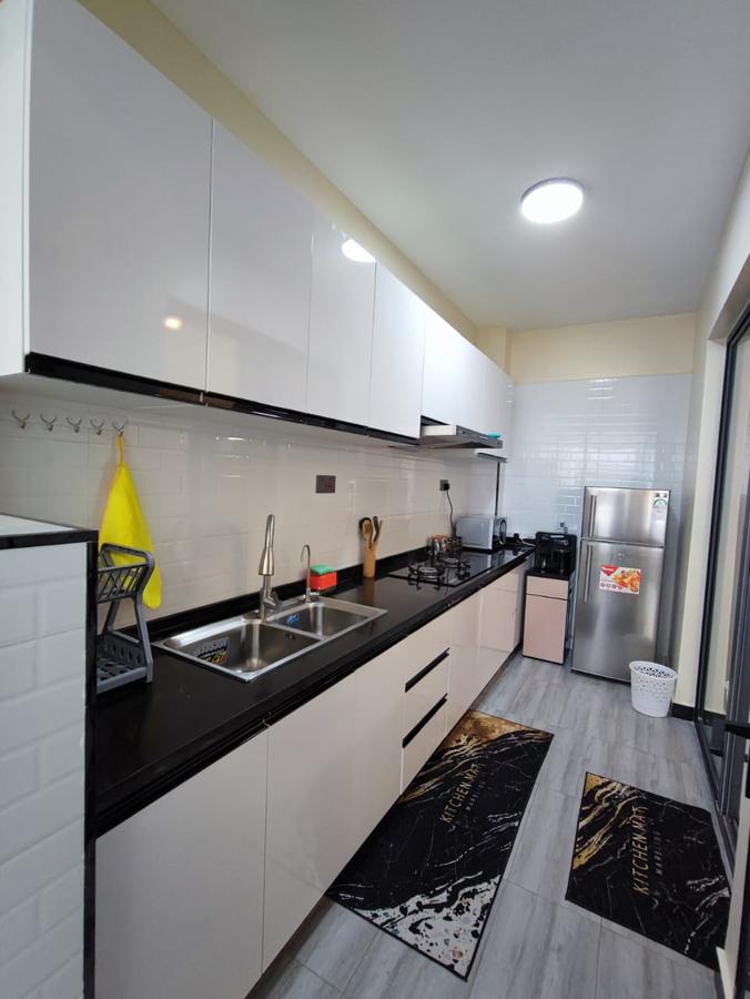 Serviced 1 Bed Apartment with En Suite at Wood Avenue - 2