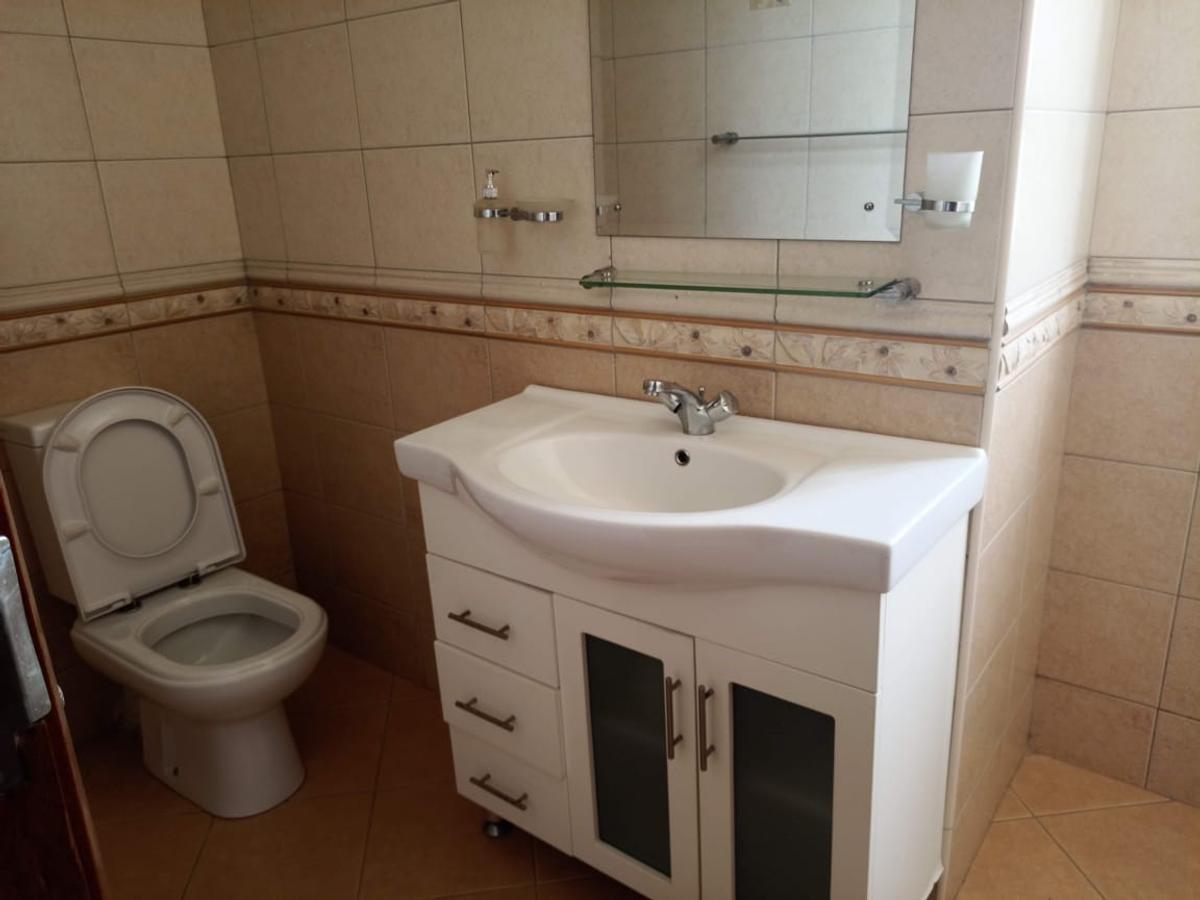 4 Bed Townhouse with En Suite at Runda - 11