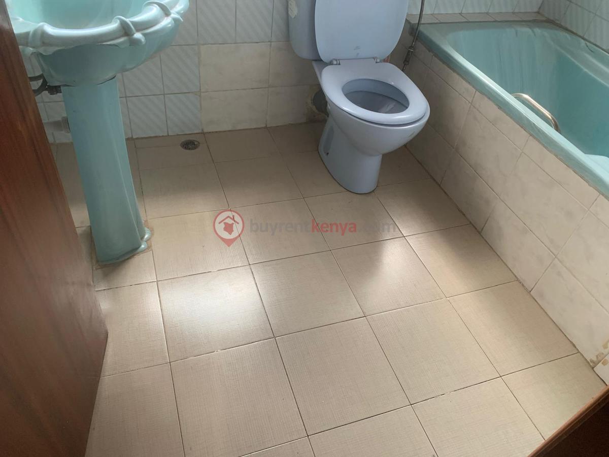 4 Bed Townhouse with En Suite in Kilimani - 3