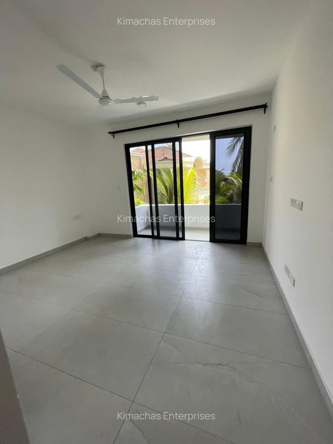 Serviced 3 Bed Apartment with En Suite at Bustani Close - 16