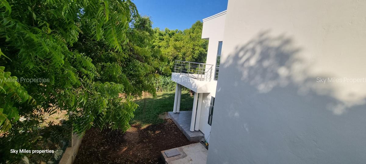 4 Bed Villa with En Suite at Vipingo - 12