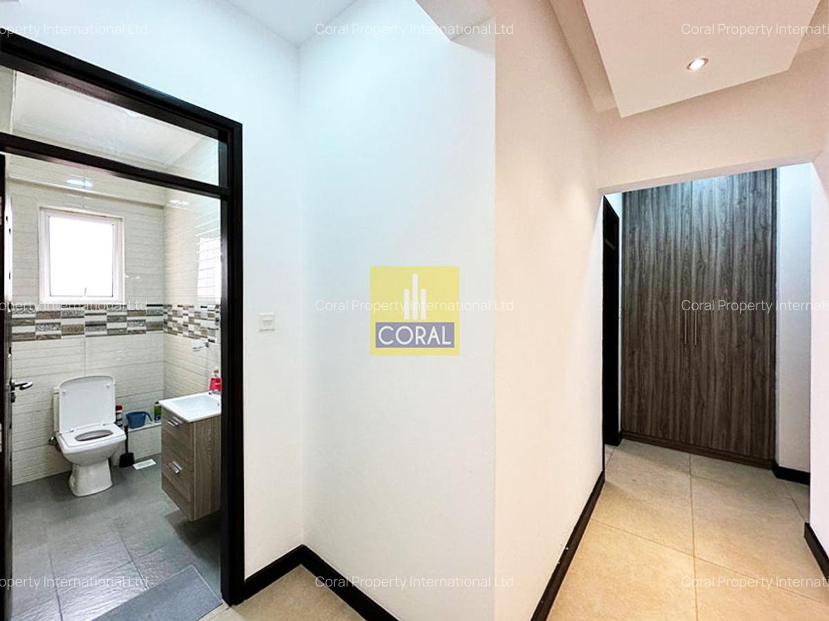 2 Bed Apartment in Brookside - 8