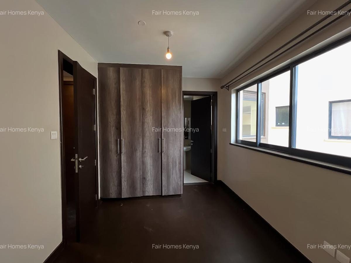 4 Bed Apartment with En Suite at Valley Arcade - 8