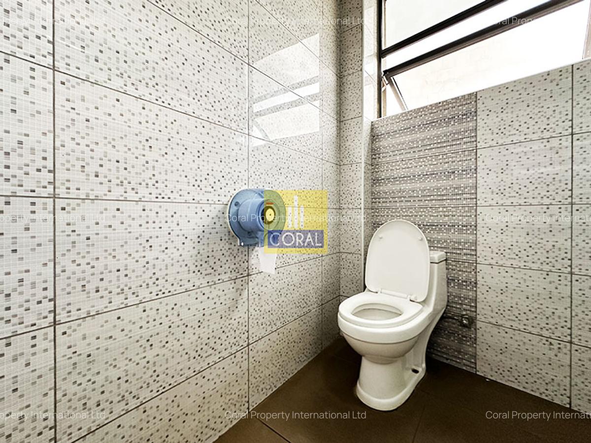 Office in Parklands - 12