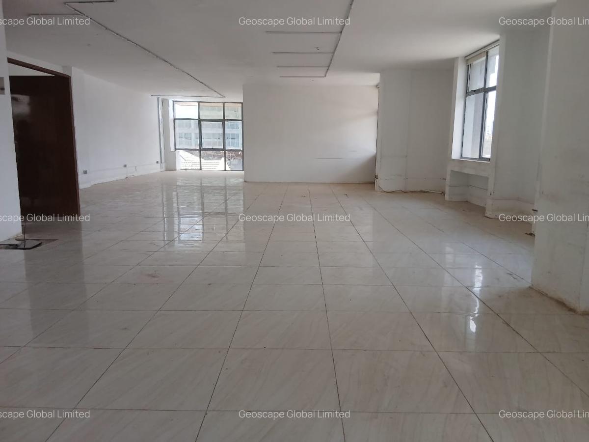 1,700 ft² Office with Parking in Kilimani - 3