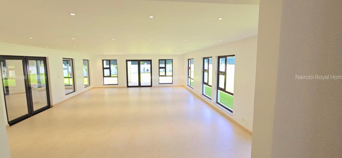 5 Bed House with En Suite at Runda Road - 16