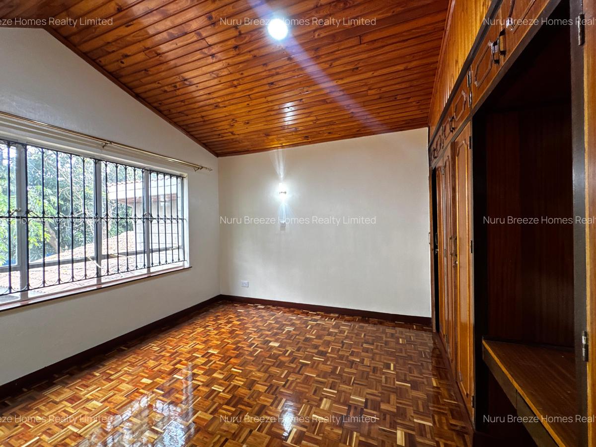 4 Bed House with En Suite in Gigiri - 9