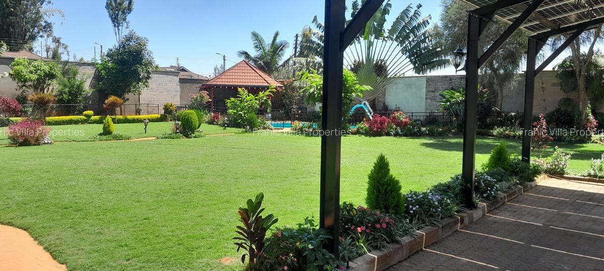 4 Bed Townhouse with En Suite at Runda - 2