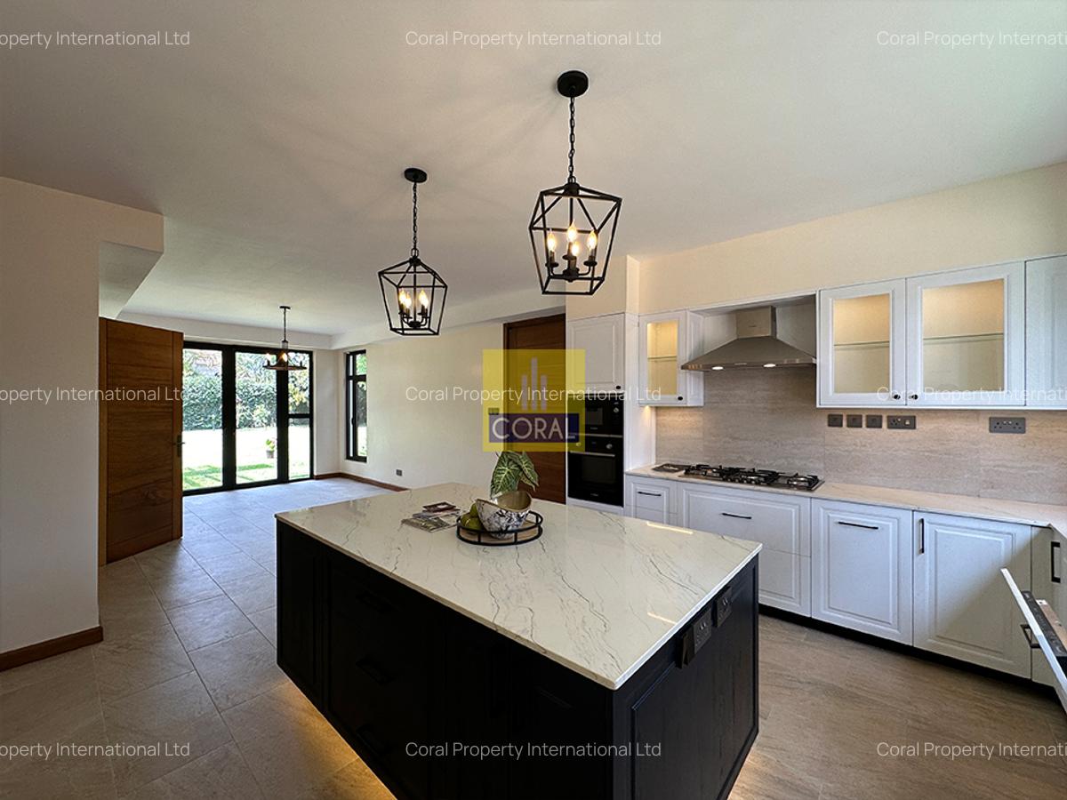 5 Bed House in Runda - 6