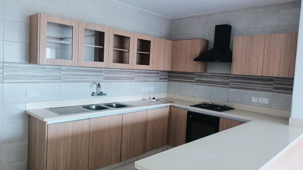 2 Bed Apartment with En Suite in General Mathenge - 2