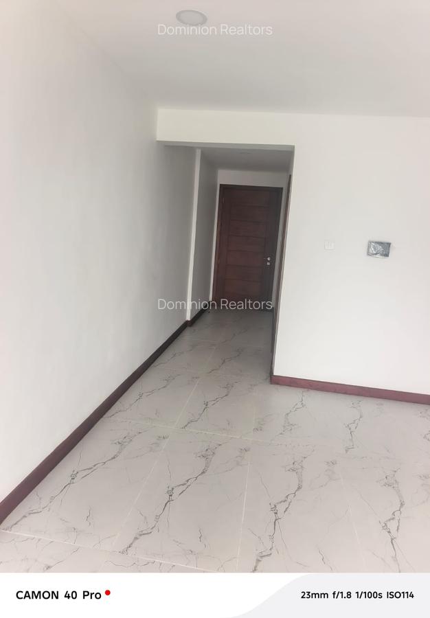 3 Bed Apartment with En Suite in Parklands - 8