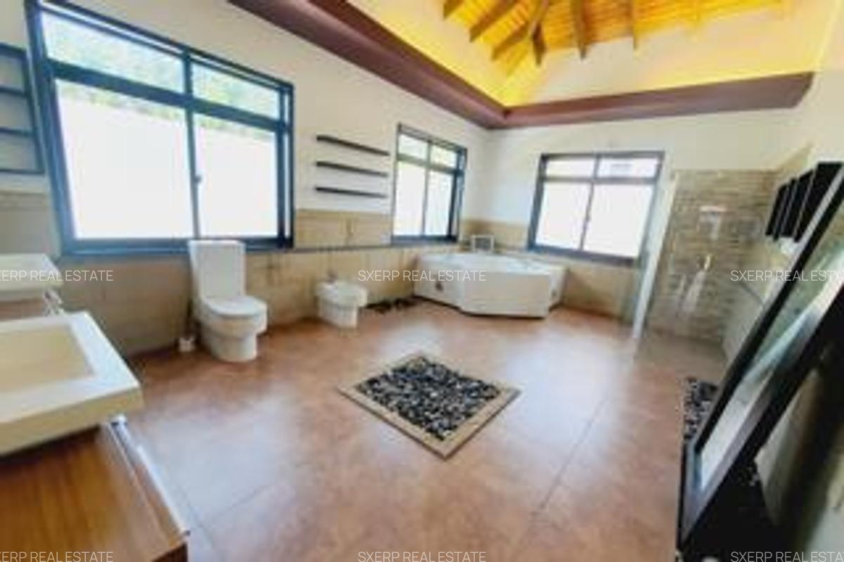 5 Bed Villa with En Suite at Manyani East - 4