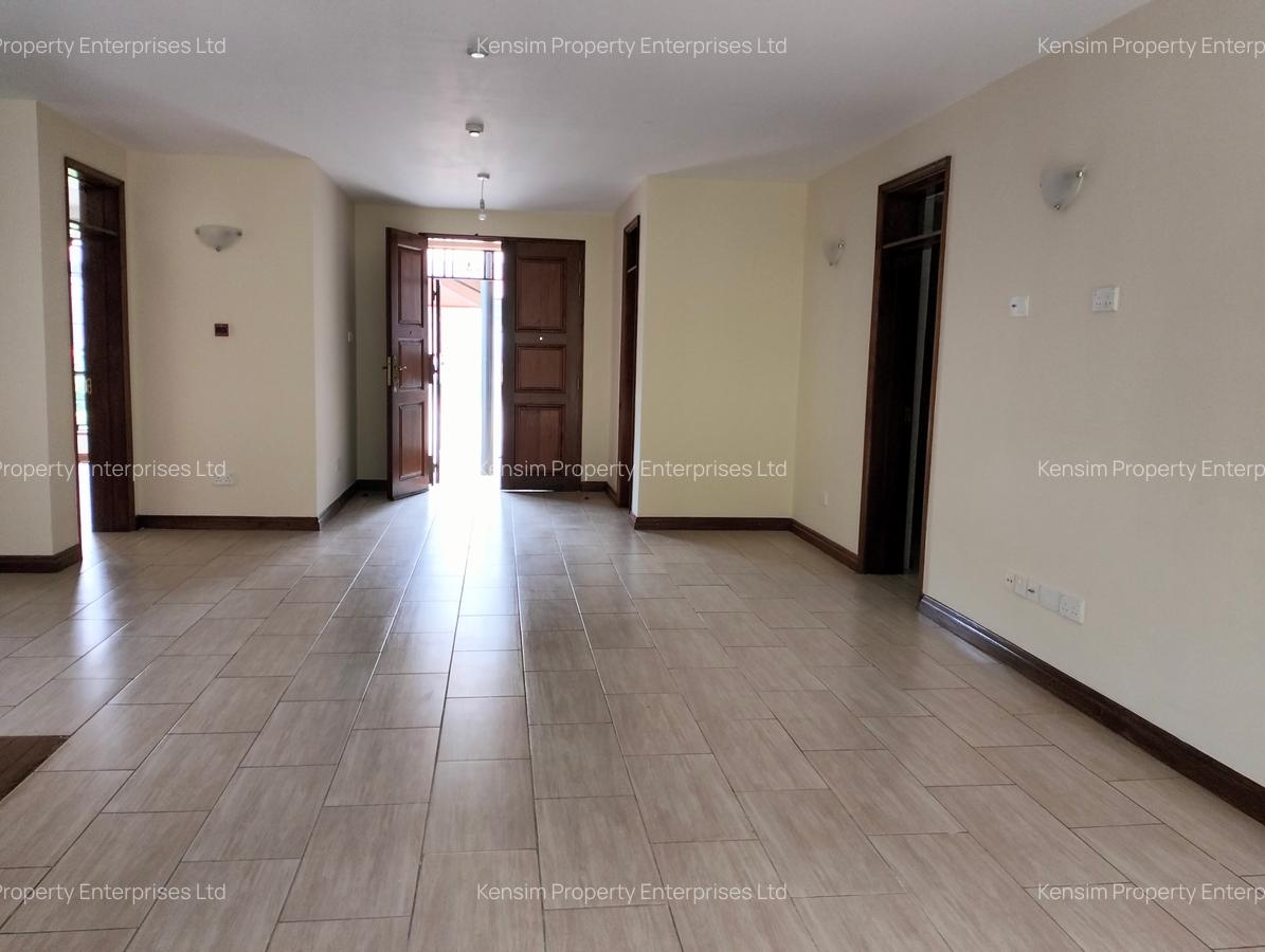 4 Bed Townhouse with En Suite in Runda - 9
