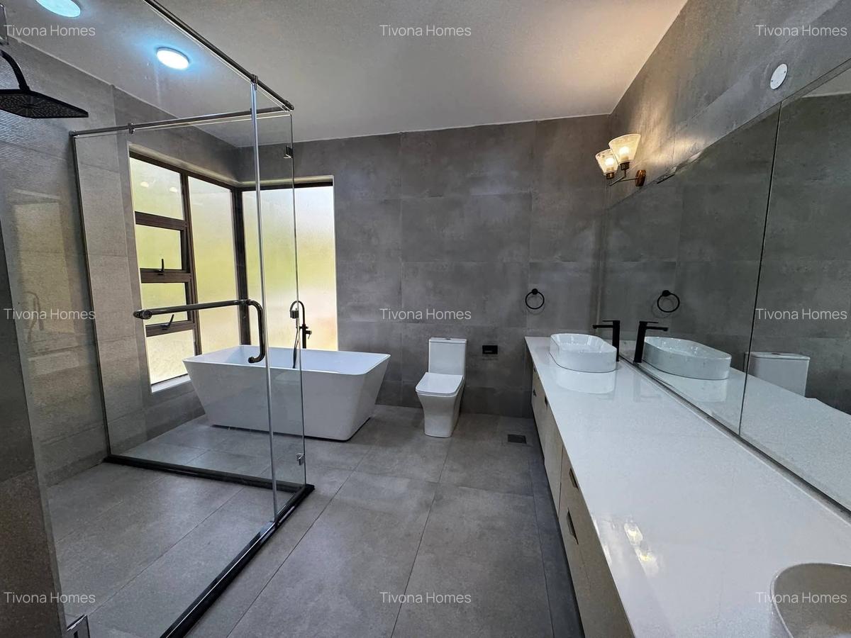 6 Bed Villa in Karen - 2