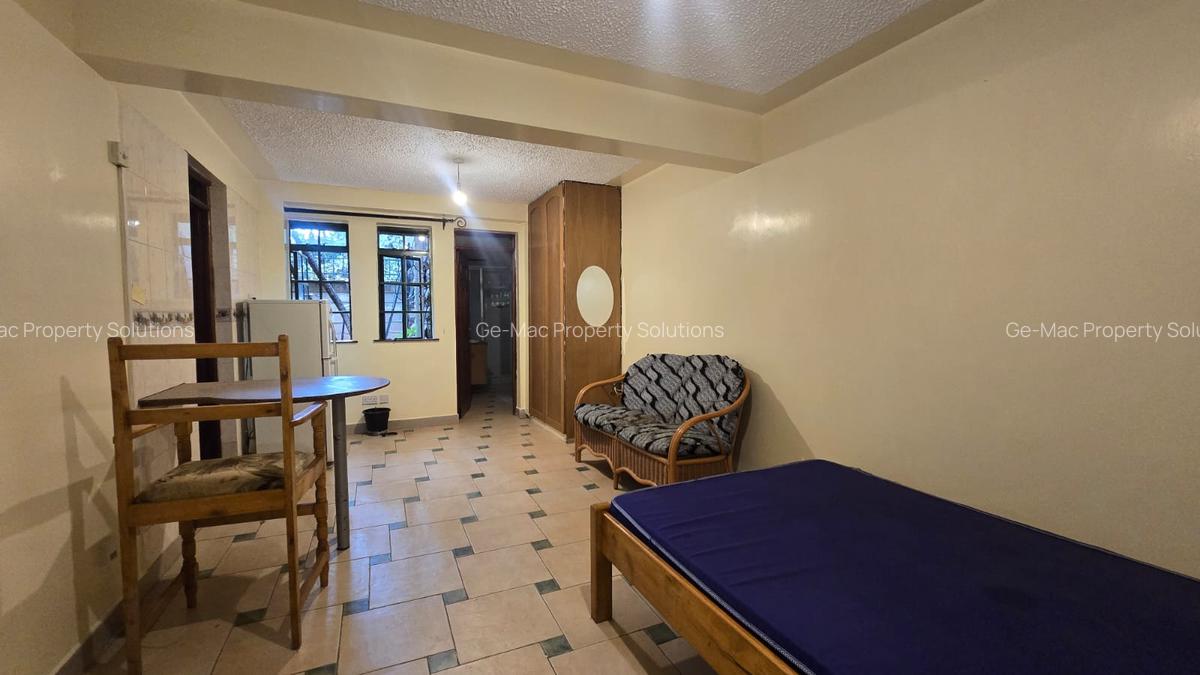 Studio Apartment with En Suite at Kunde Road - 6
