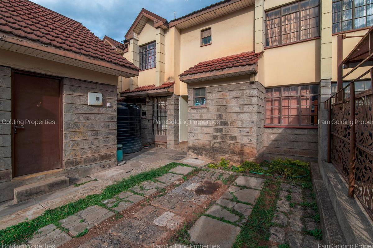 4 Bed Townhouse with En Suite at Katani Road - 15