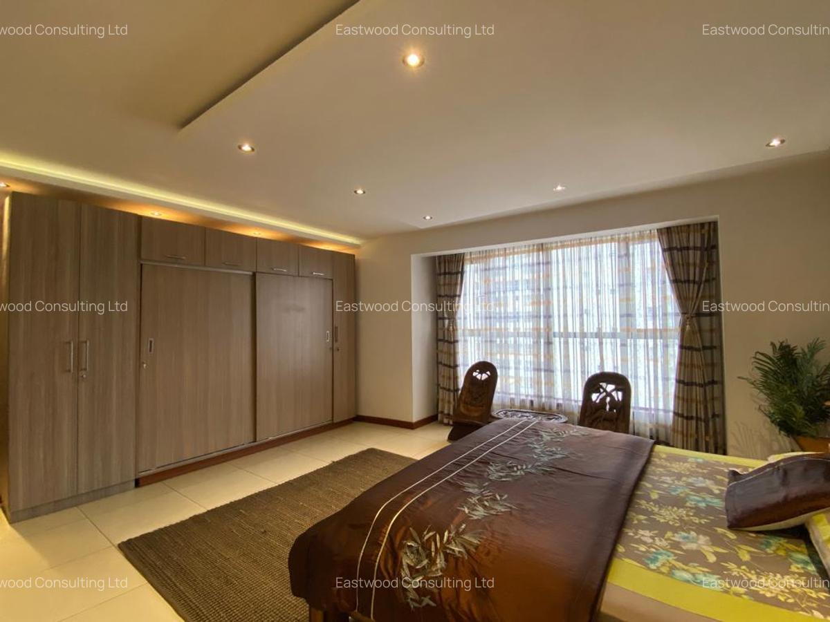 4 Bed Apartment with En Suite at 3Rd Parklands - 6