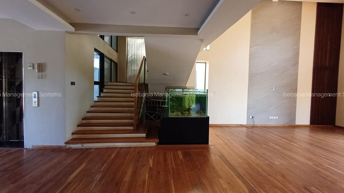 5 Bed House with En Suite at Runda Road - 13