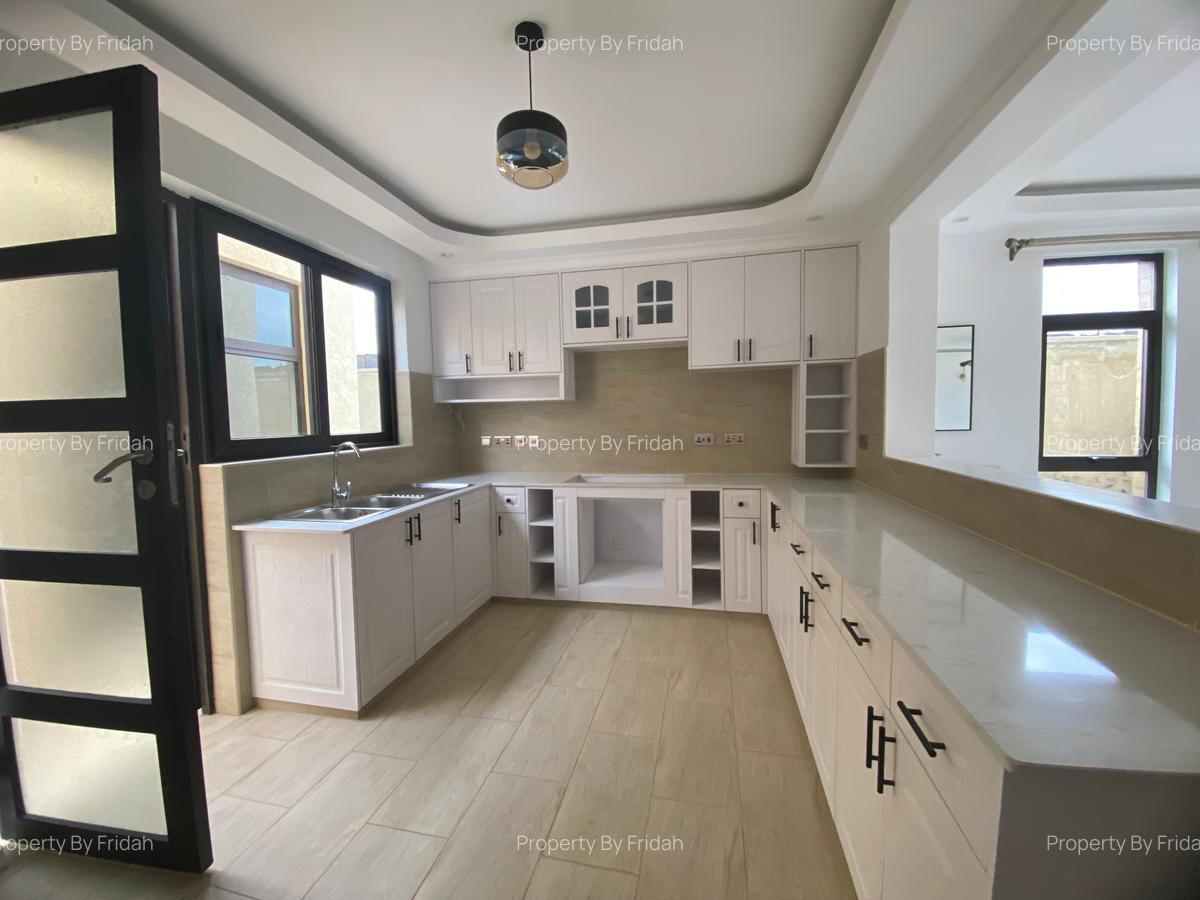 4 Bed House with En Suite in Kitengela - 5