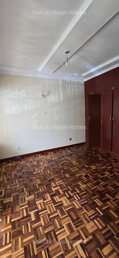 4 Bed Townhouse with En Suite at Lavington Road 44 - 3