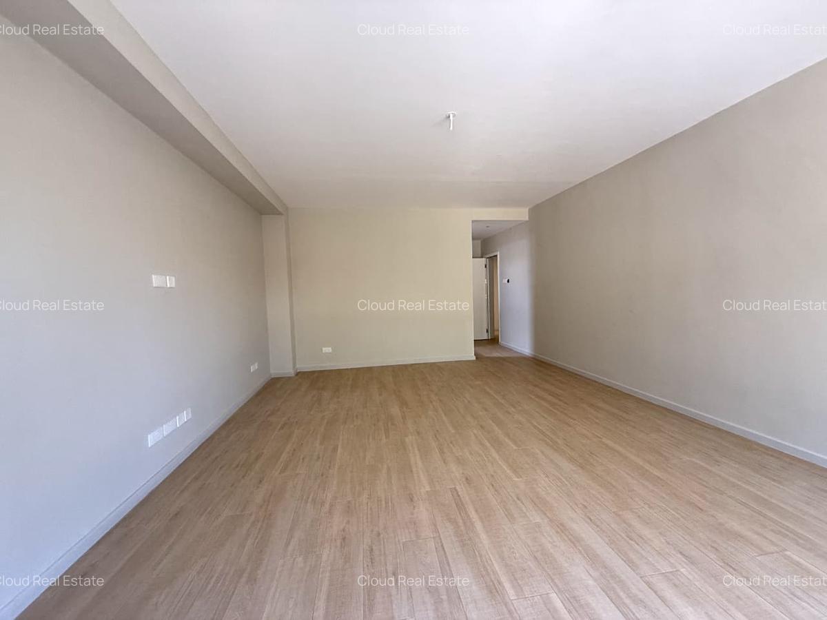 5 Bed House with En Suite in Kyuna - 7