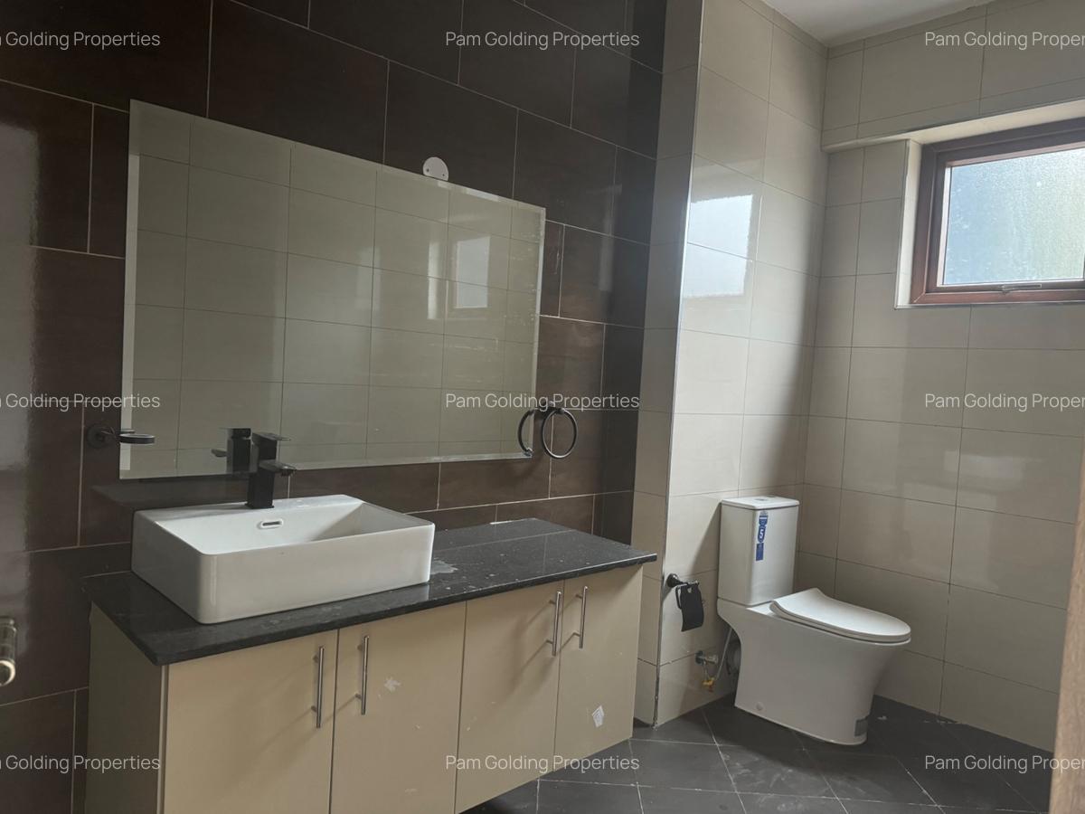 3 Bed Apartment with En Suite in Rhapta Road - 6