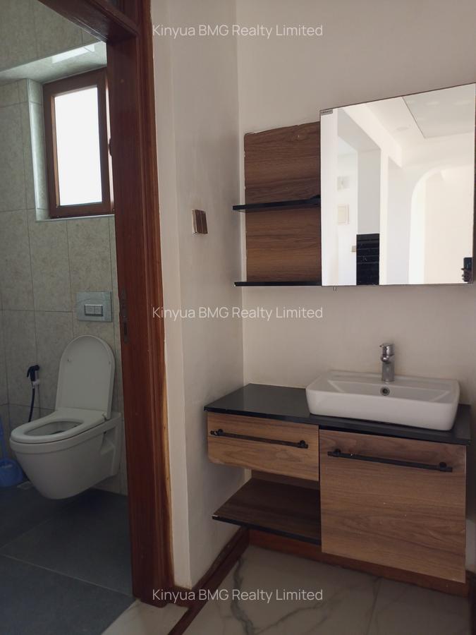 Serviced 3 Bed Apartment with En Suite in Nyali Area - 4