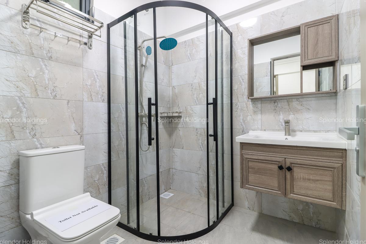 3 Bed Apartment with En Suite in Lavington - 19