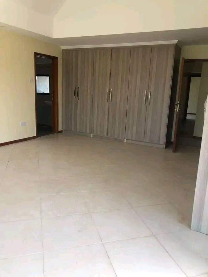 5 Bed Townhouse with En Suite at Mwananchi Road - 16