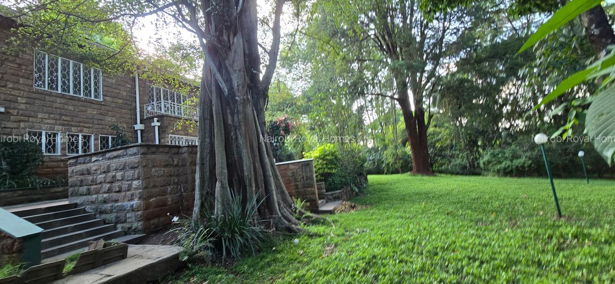 5 Bed House with En Suite at Kyuna Road - 7