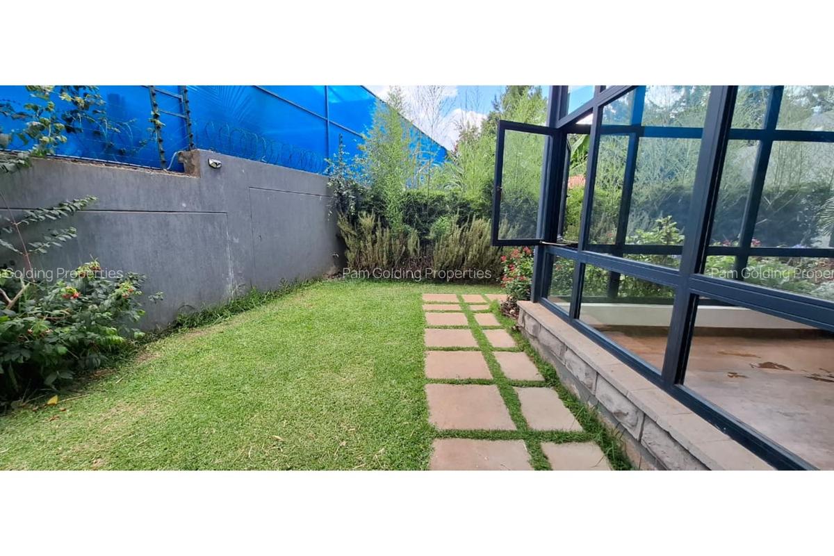 3 Bed House at Garden Estate - 16