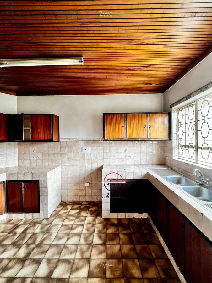 3 Bed Apartment with En Suite at Milimani - 5