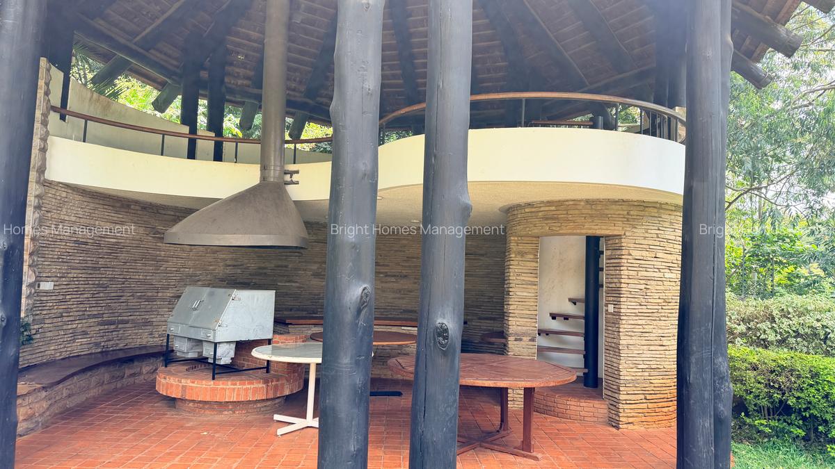 5 Bed Villa with En Suite in Muthaiga - 16