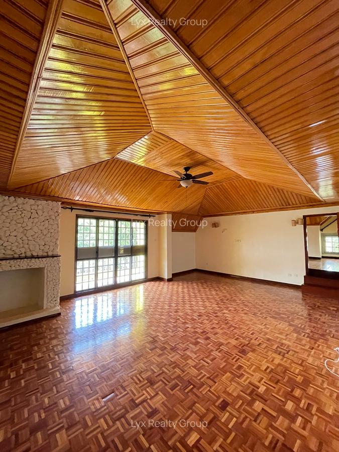 5 Bed Villa with En Suite in Runda - 14