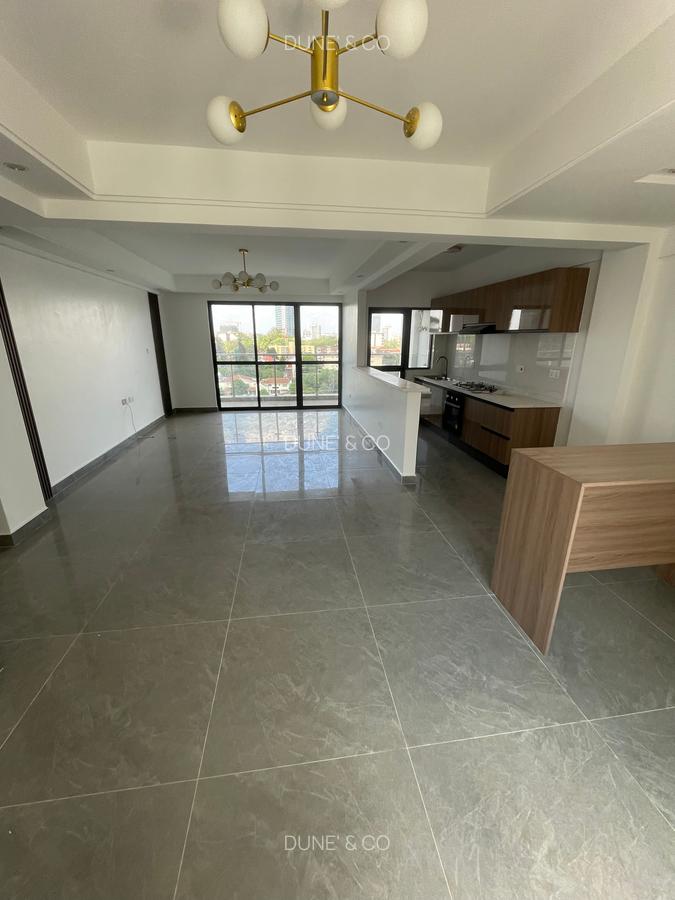 2 Bed Apartment with En Suite in Riverside - 3