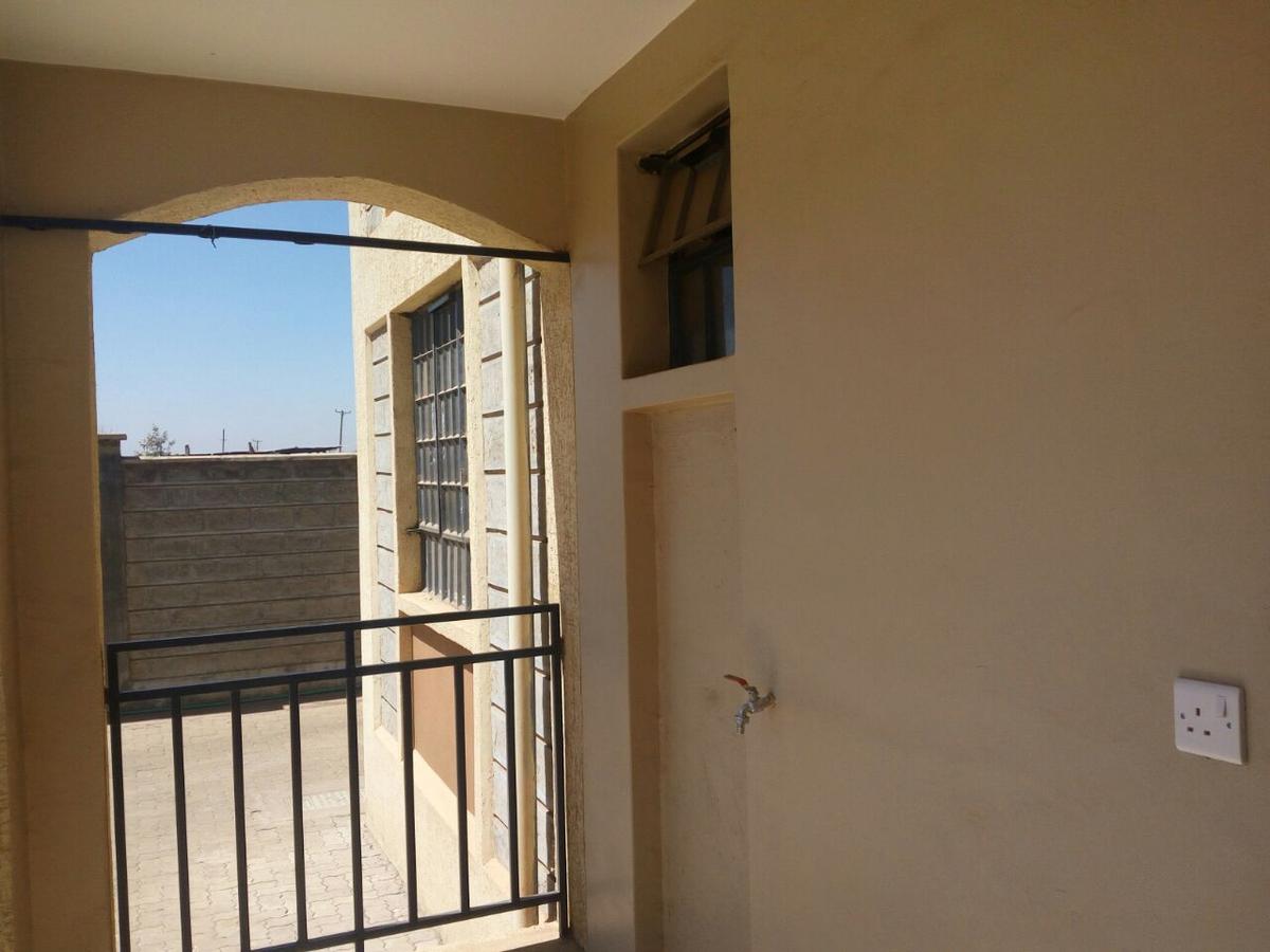 2 Bed Apartment with En Suite at Kimbo - 6