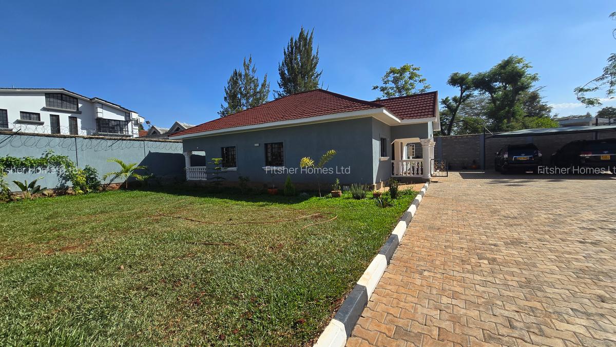3 Bed House with En Suite in Runda - 2