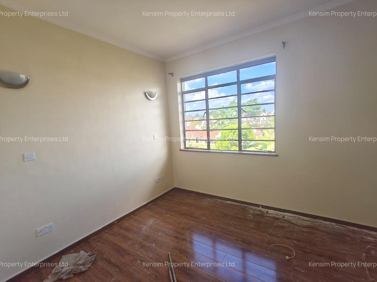 4 Bed Townhouse with En Suite in Kiambu Road - 12