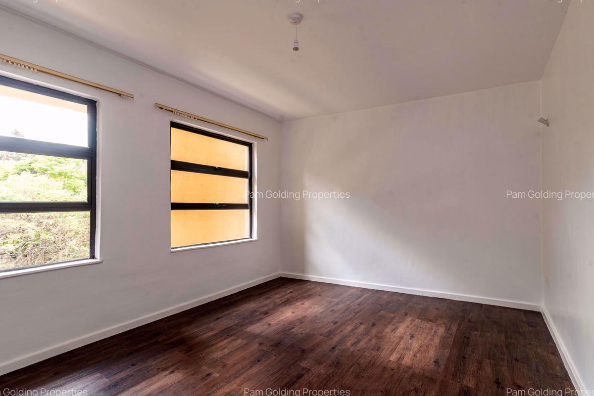 3 Bed Apartment with En Suite in Kileleshwa - 3