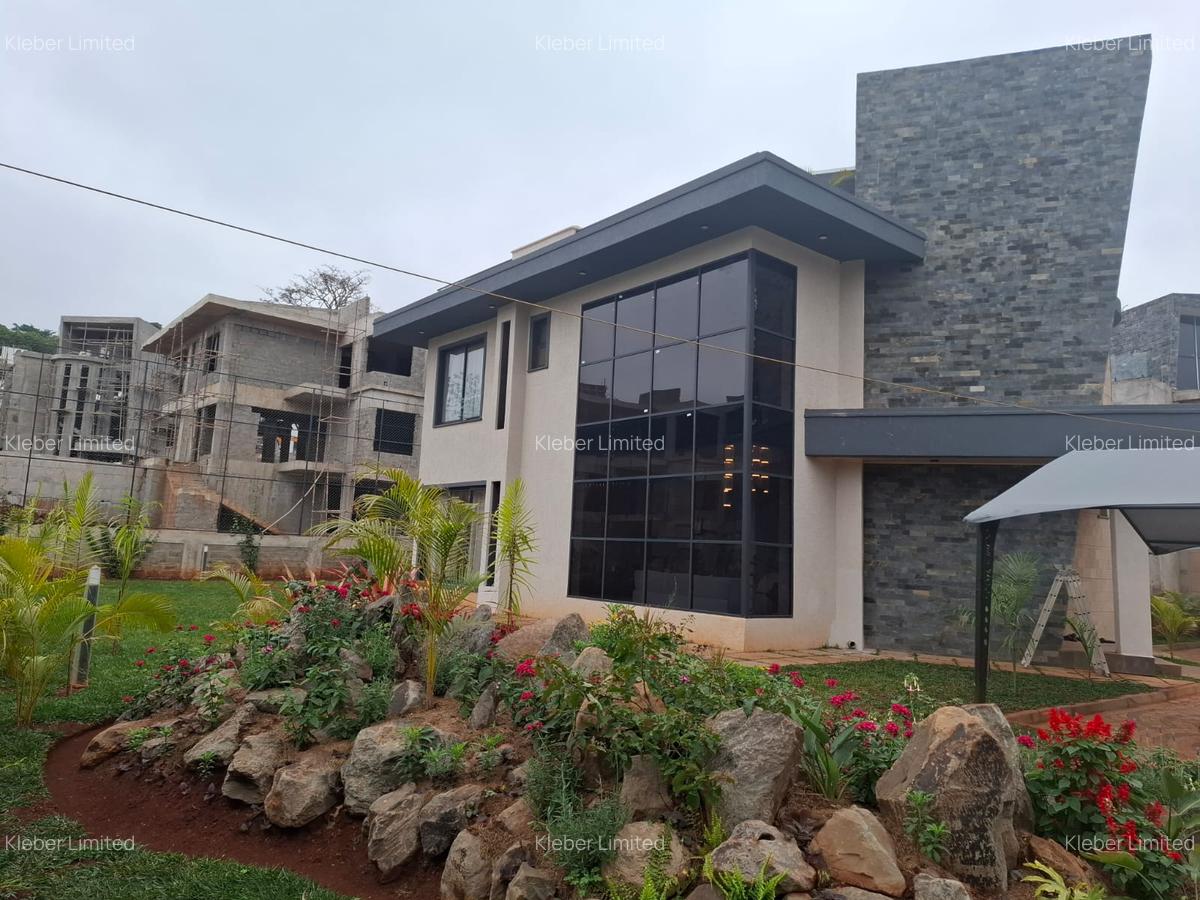 4 Bed Villa with En Suite in Loresho - 2