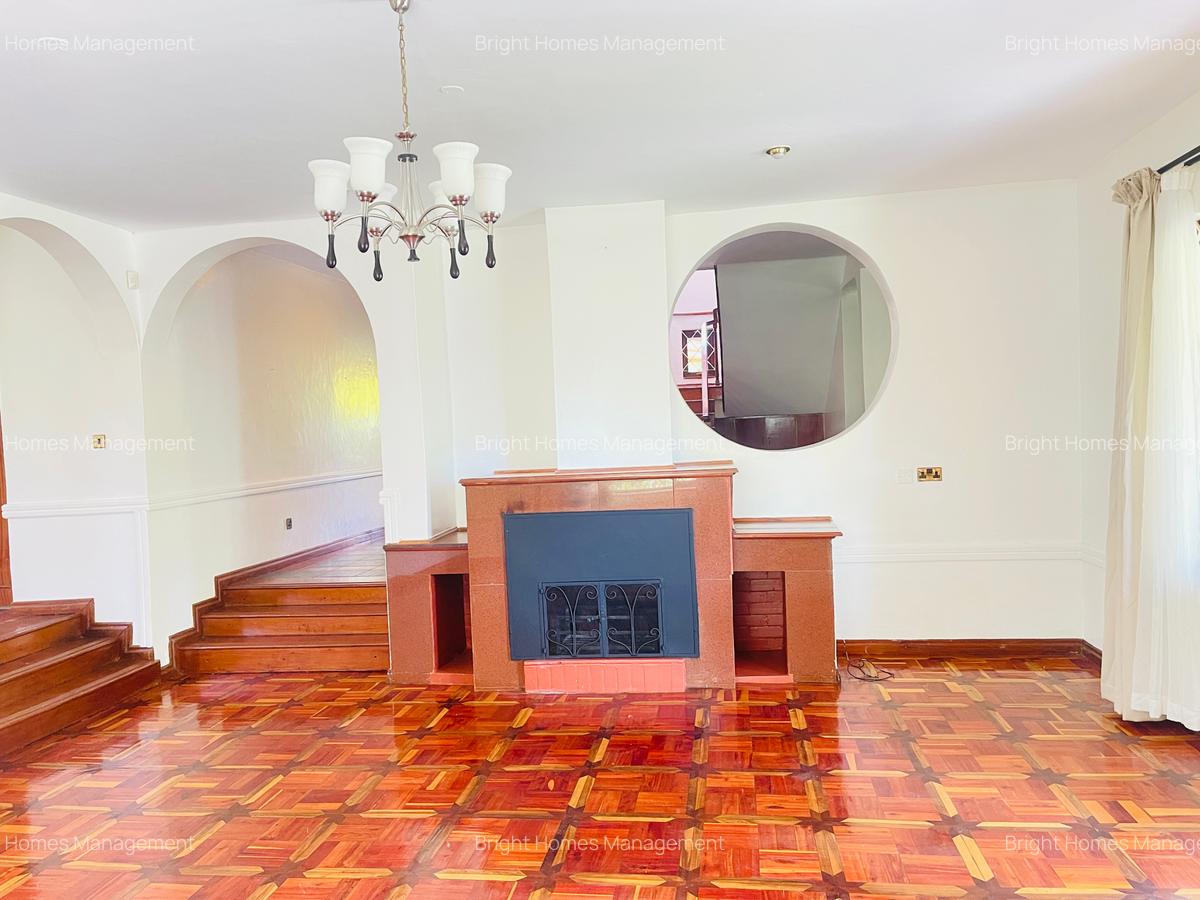 5 Bed Villa with En Suite in Runda - 5