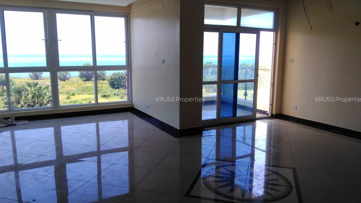 3 Bed Apartment with En Suite at Ar2497 - 4