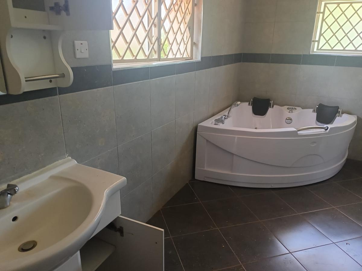 5 Bed House with En Suite at Runda - 10