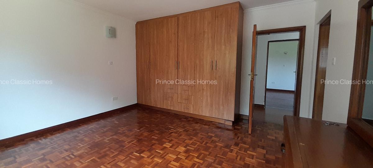 4 Bed Townhouse with En Suite in Karen - 4