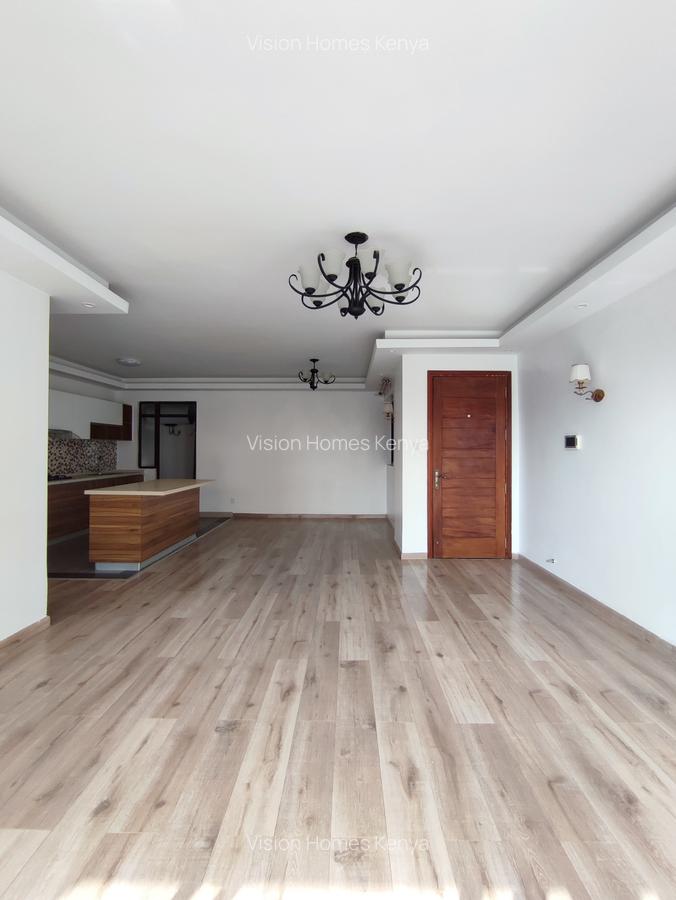 2 Bed Apartment with En Suite in Dennis Pritt - 1