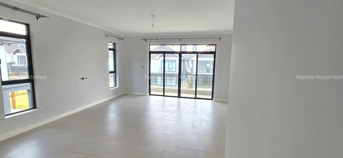 4 Bed Townhouse with En Suite at Five-Star Paradise - 17