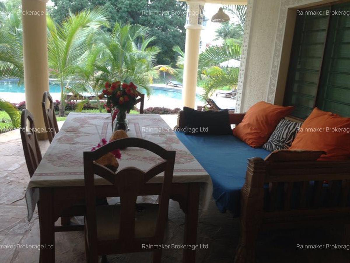 5 Bed House with En Suite in Diani - 6